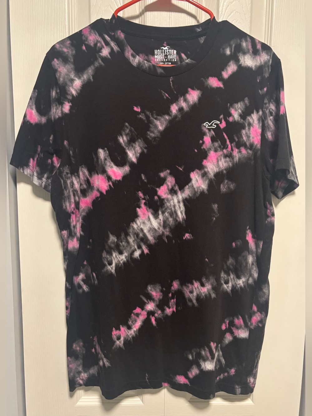 Hollister Men’s Black Pink & Gray Tie-Dye Crewneck T-Shirt